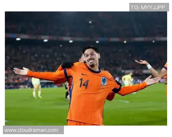 全球足球中前卫位置十大球星排名及其历史影响力分析