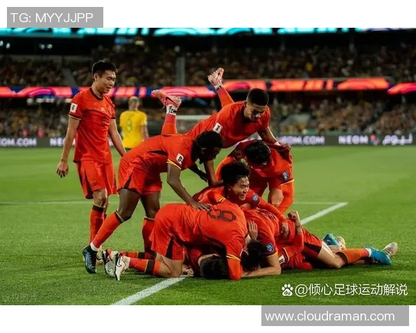 那些在球场上充满魅力的足球球星他们的帅气与技术并存 那些在球场上充满魅力的足球球星他们的帅气与技术并存